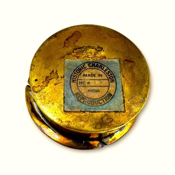 Labor Ipse Voluptas Tiger Brass Tobacco Tin Snuff Box - Picture 3 of 3